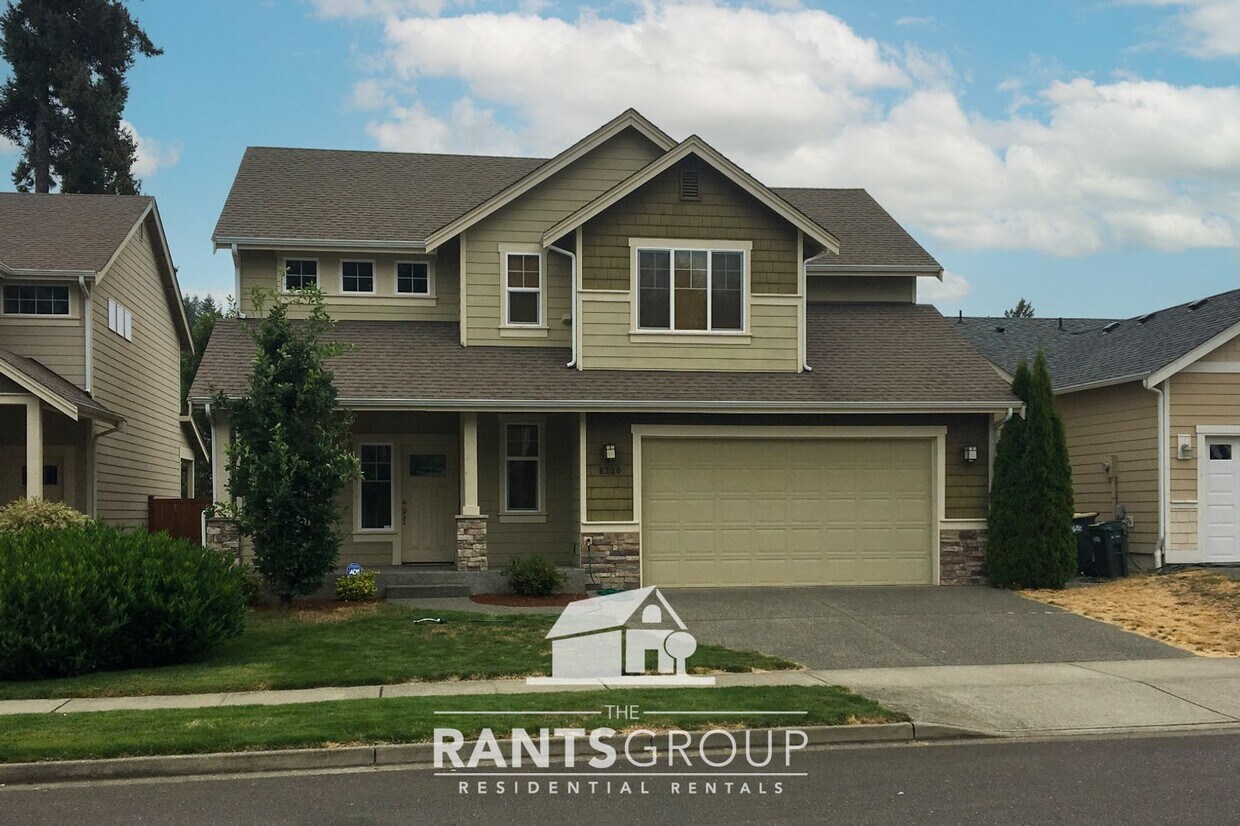 Foto principal - Spacious 4-Bedroom Craftsman Home in Lacey!
