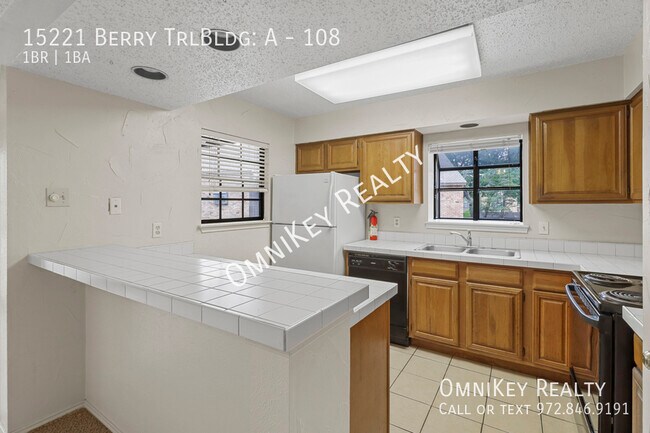 Foto del edificio - 15221 Berry Trail