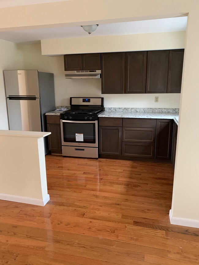 Kitchen - 1689 Litchfield Turnpike
