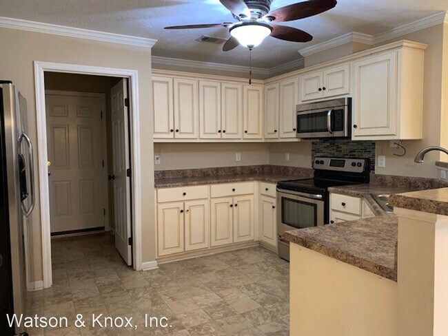 Building Photo - 3 br, 2 bath House - 204 Ansley Way