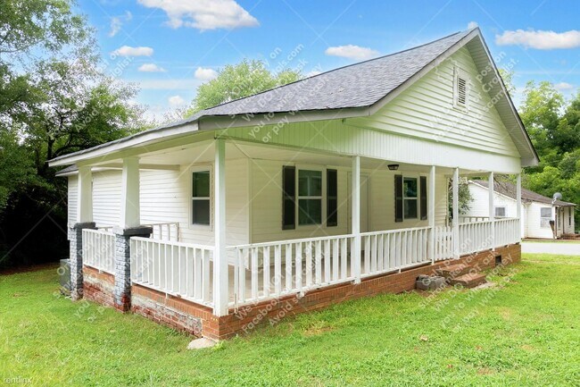 Building Photo - 3 br, 1 bath House - 475 Liberty Dr SW