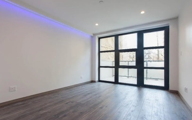 Foto del edificio - 222 E 7th St