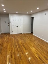 Building Photo - 15 Brevoort Dr