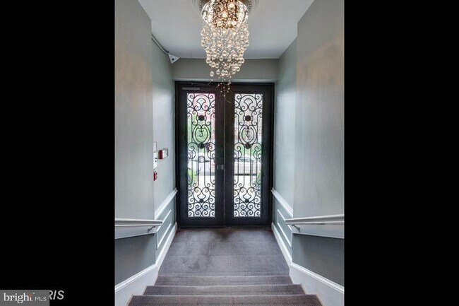 Foto del edificio - 1436 Meridian Pl NW