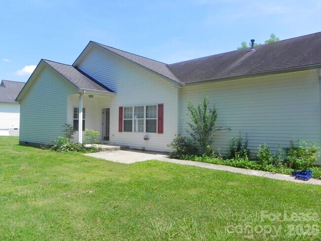 Foto del edificio - 13604 S Old Statesville Rd