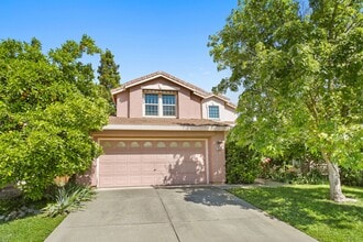 Building Photo - 1552 Pastal Way