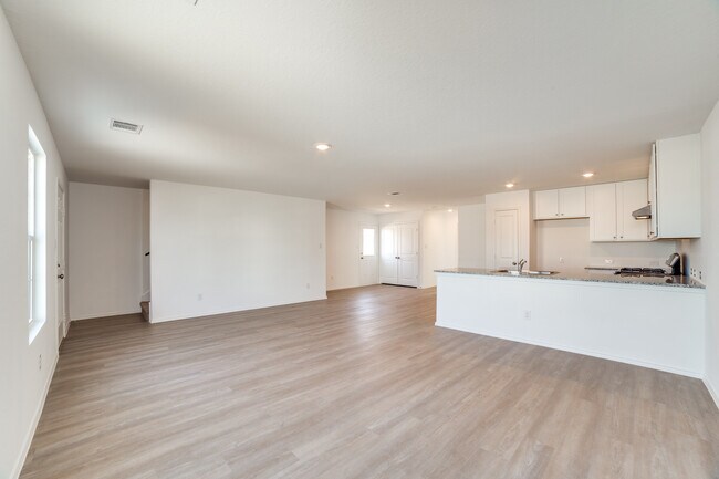 Foto del edificio - 7371 Cultivator Way
