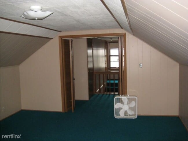 Building Photo - 1570 Ivy Ave E