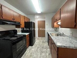 Building Photo - 58 Longrale Park
