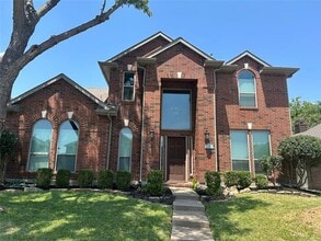 Building Photo - 10708 Alexandria Dr