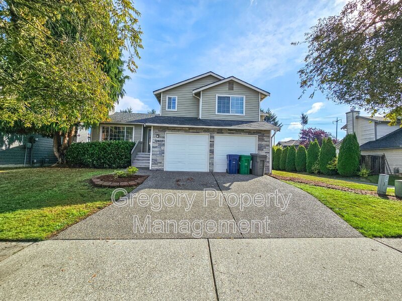 Foto principal - 12422 107th Pl NE