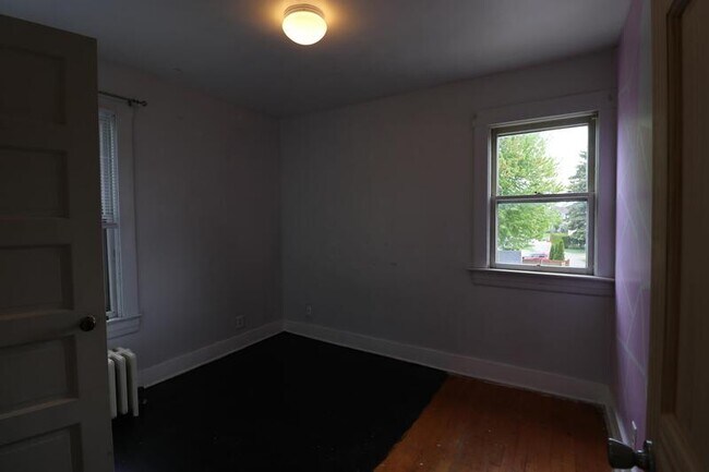 Foto del edificio - 2120 Michigan Ave - C