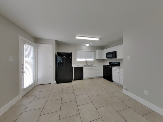 Foto del edificio - 17023 Morning Star Ave