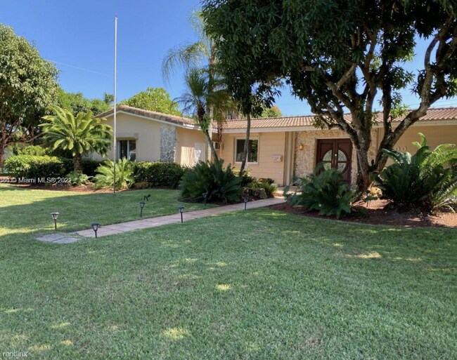 Building Photo - 3 br, 2 bath House - 8100 SW 142nd Ter