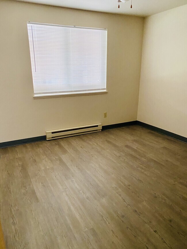 Building Photo - 505 Louis J Ave