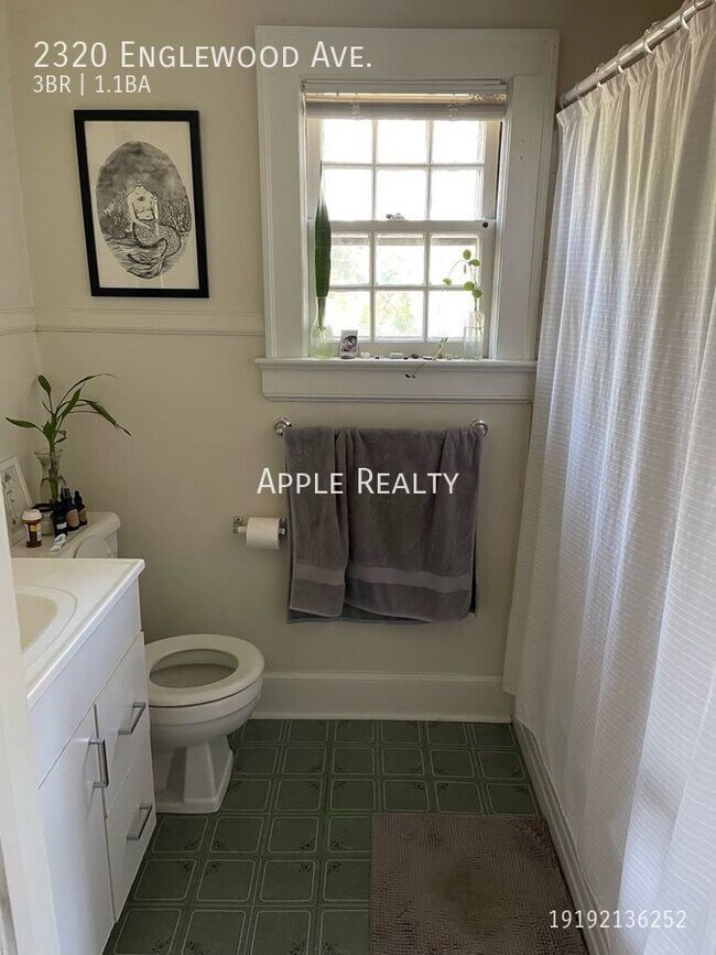 Foto del edificio - 2320 Englewood Ave - Available mid June