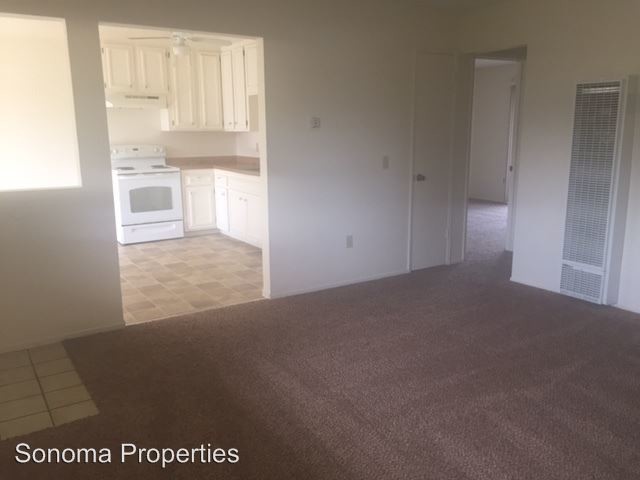 Building Photo - 120 Buena Vida Ct