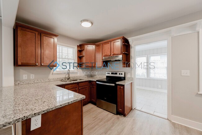Building Photo - NOW OFFERING HALF OFF THE FIRST FULL MONTH...