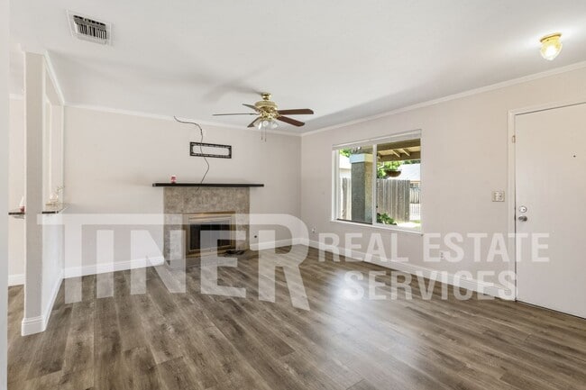 Building Photo - 3525 Cattle Dr
