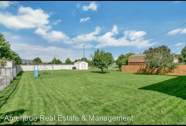 Foto del edificio - 5 br, 2 bath House - 420 S 820 E