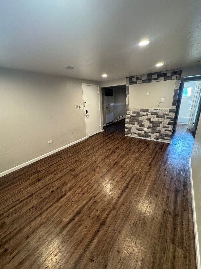 Photo - Remodeled 2 Bed, 1 Bath Condo in the Goldsmith Neighborhood!