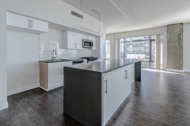 Building Photo - 1111 S Grand Ave