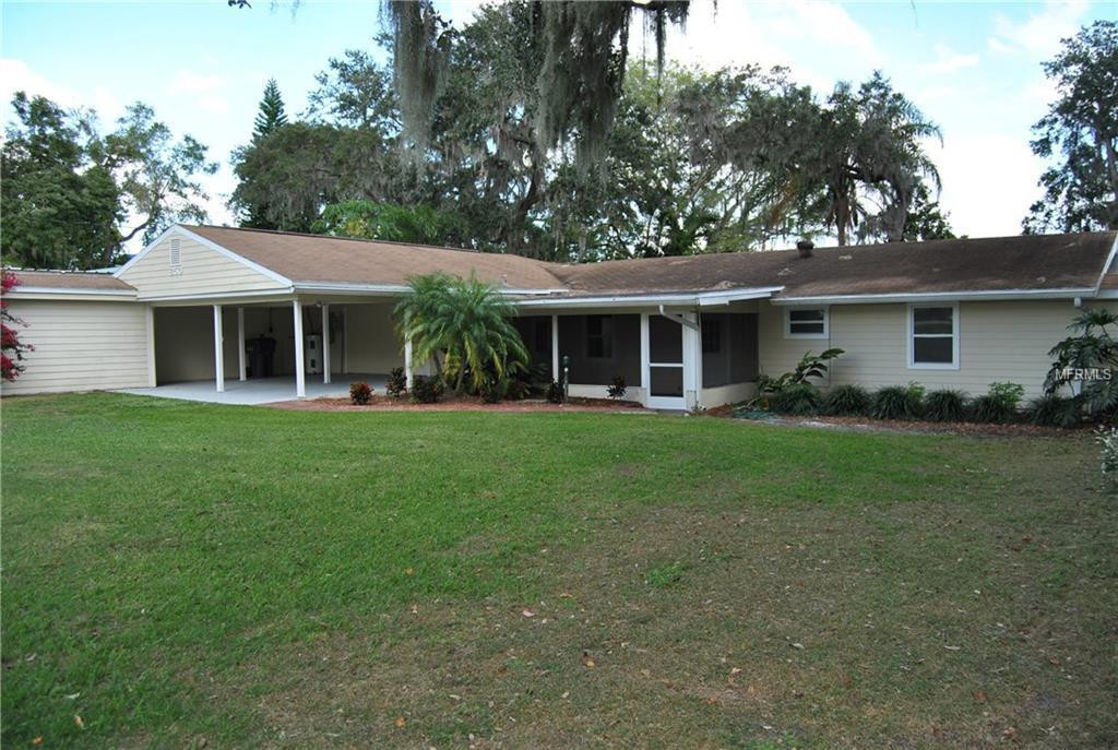 Building Photo - Crooked Lake Cove