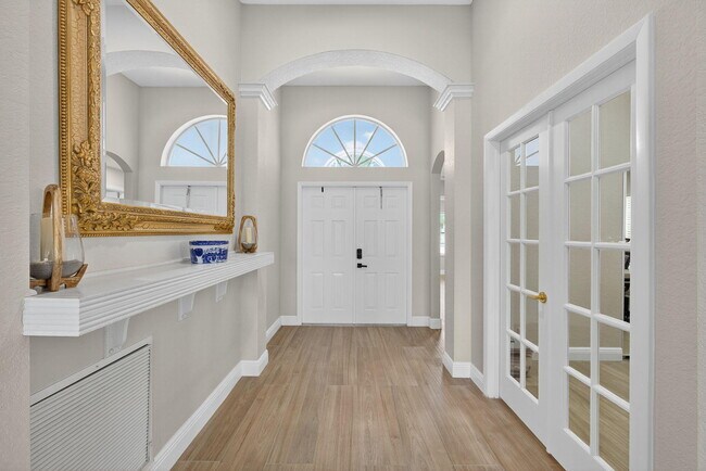 Foto del edificio - 15155 Newquay Ct