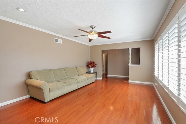 Foto del edificio - 653 S Evanwood Ave