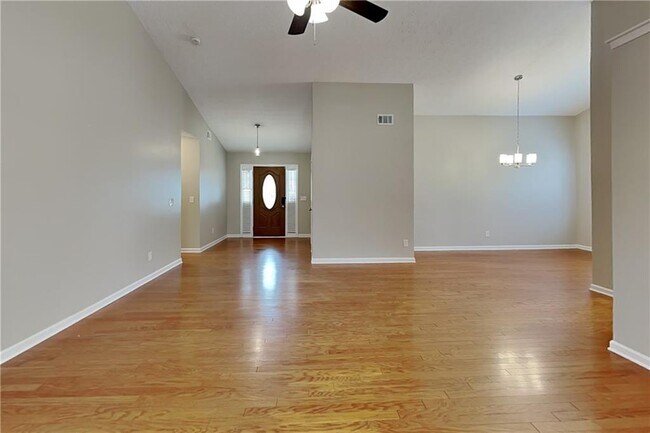 Foto del edificio - 139 Autumn Creek Dr