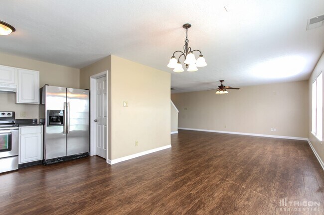 Building Photo - 3027 Everbloom Way