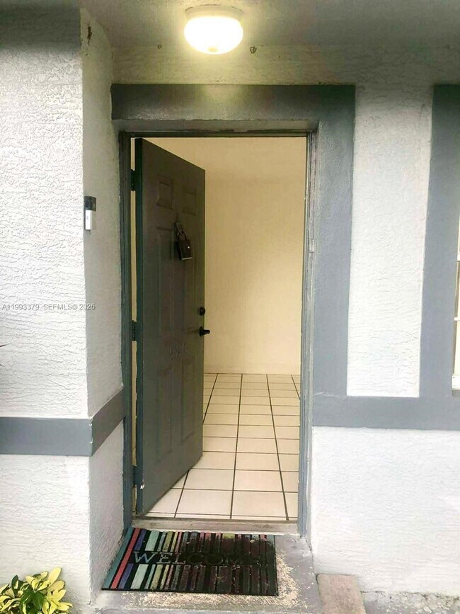 Foto del edificio - 580 Tallulah Rd