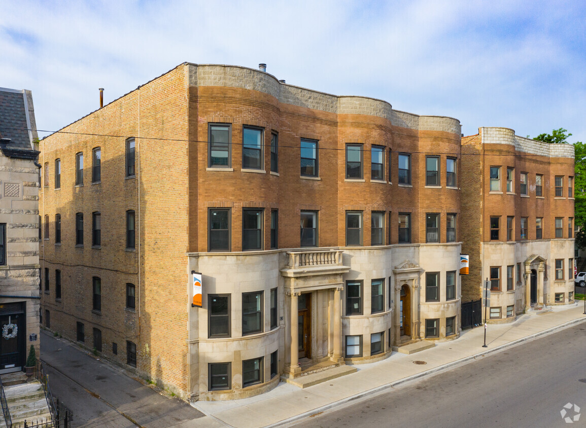 Foto principal - The Addison - 915 W Addison St