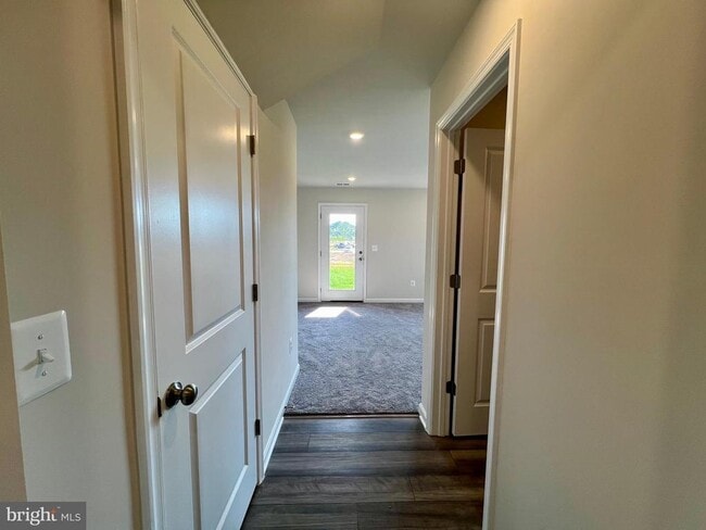 Building Photo - 253 Telluride Wy