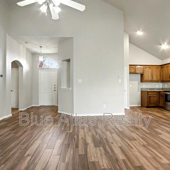 Building Photo - 6120 Amberjack Trail