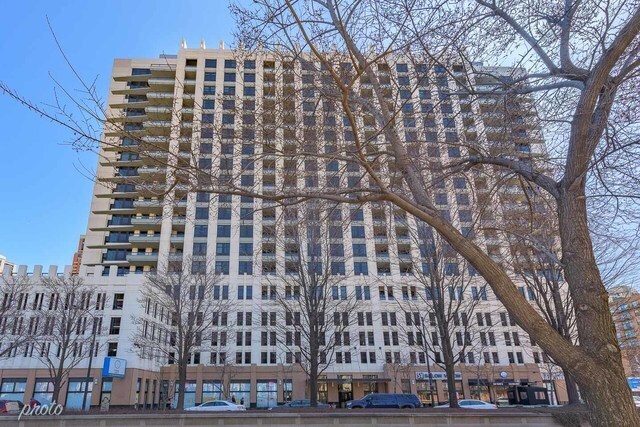 Building Photo - 1255 S State St
