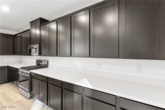 Building Photo - 200 Viento Rdg St