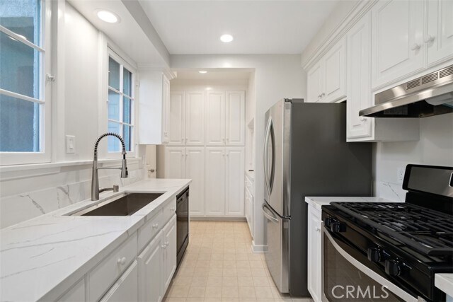 Foto del edificio - 221 E Grand View Ave