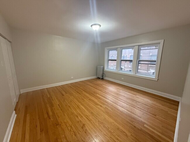 Foto del edificio - 104 Lincoln Ave