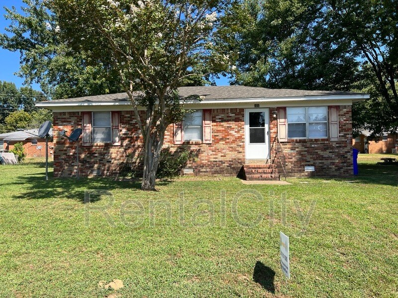 321 Navy Dr, Munford, TN 38058 House Rental in Munford, TN