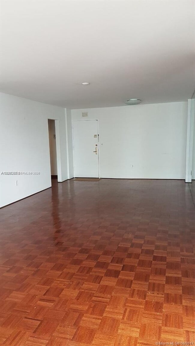 Foto del edificio - 150 SE 25th Rd