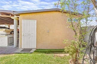Building Photo - 9414 Linden Ave