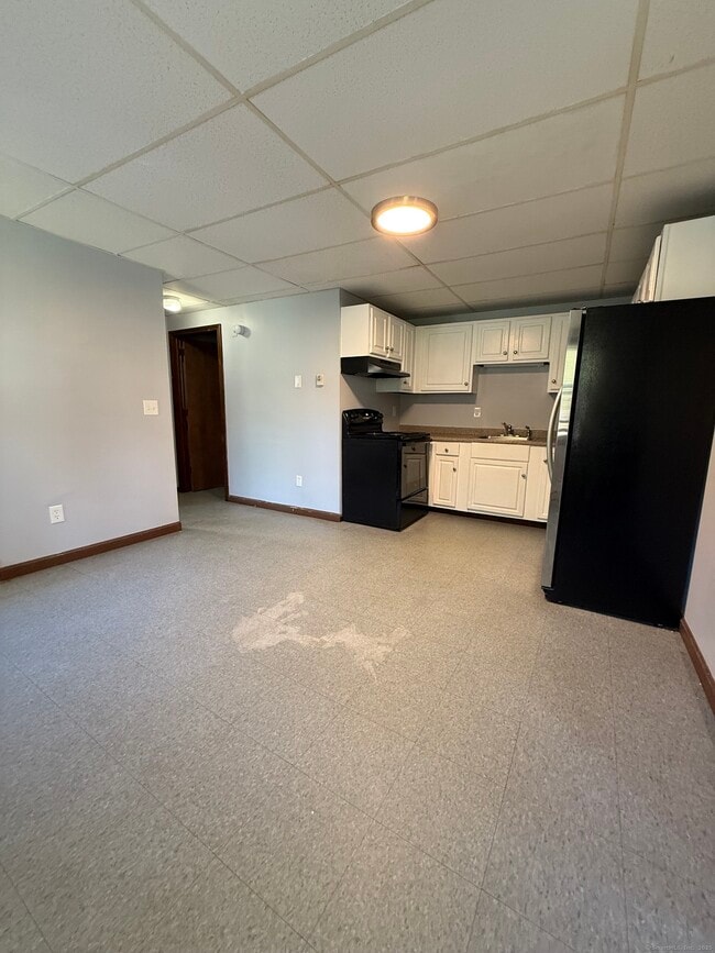 Building Photo - 20 Garvin St