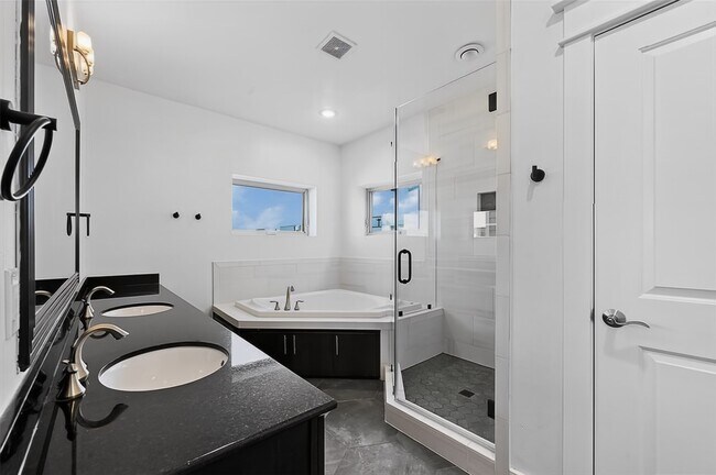 Foto del edificio - 205 Riley Ln