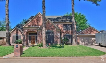 Building Photo - 17318 Shadow Valley Dr