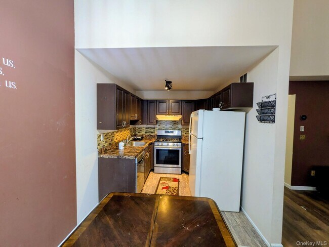 Foto del edificio - 199 Ramapo Rd