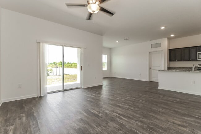 Building Photo - 5645 Alexander Springs Pl