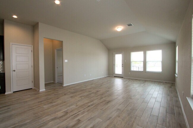 Foto del edificio - Newly Built 3 Bedroom, 2 Bath Home in Leander