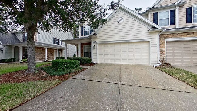 Building Photo - BEAUTIFUL TOWN HOME IN IRONWOOD