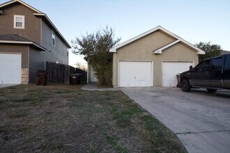 Building Photo - 7219 Golf Way